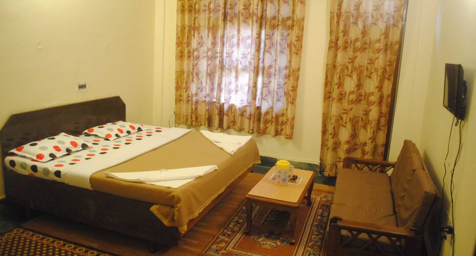 Hotel Varuni Mcleodganj, Mcleodganj 5